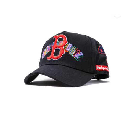 Gorra Fino x Backpackboyz vista lateral