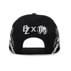 Gorra Baez x Oscar Maydon detalle bordado